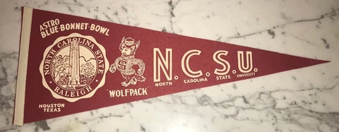 NORTH CAROLINA STATE 1974 BLUEBONNET BOWL PENNANT Cover