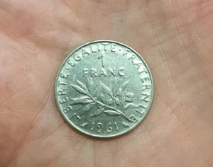 REPUBLIQUE FRANCAISE 1 Franc Coin 1961 France Currency Collectible - Picture 1 of 4