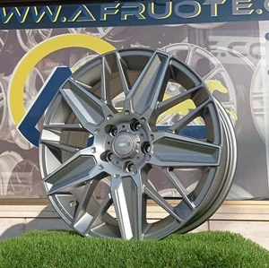 Momo Evoluzione 4 CERCHI IN LEGA 8,0 x 18 5x114,3 PER Renault DUSTER: HS 2011- - Imagen 1 de 1