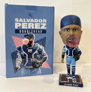 Salvador Perez OVERSIZED 2024 Kansas City Royals Bobblehead SGA - Foto 1 di 11