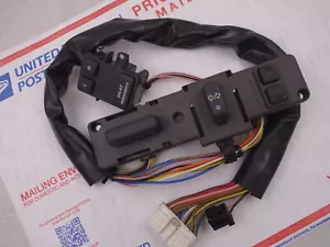1996-2006 Land Rover, Range Rover Front Seat Switch Passenger Side OEM - Picture 1 of 5