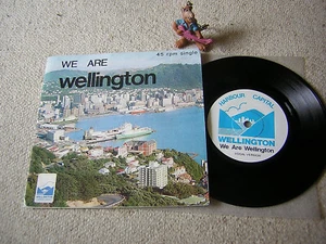 WE ARE WELLINGTON (Vocal / Backing) PRIVATE 1986 NZL 7" +FOC, EDDIE O´STRANGE - Picture 1 of 3