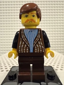 LEGO Harry Potter Universe Minifigure:  Uncle Vernon Dursley Minifig - Picture 1 of 1