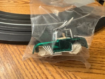 Dash Motorsports Super Modified Slot 车身 铬 绿色/铬色 — 第 1/3 张图片