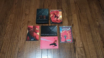Spider-Man 2 (DVD, 2004, 2-Disc, Widescreen) Giftset w/ Comic & Books & Postcard - Image 1 of 4