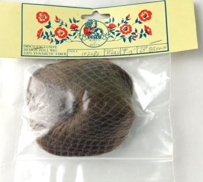 PELUCA DE PELO DE MUÑECA IMSCO 102082 Estilo RYAN Talla 8/9 Color MARRÓN CLARO NUEVO EN PAQUETE Foto 1 de 3
