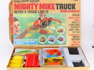 Remco Mighty Mike 7042 Skyway Express 6-Wheel Drive Truck Set - Restored w/ Box - Picture 1 of 21