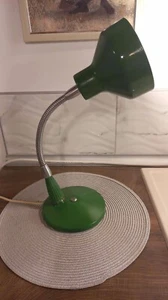 Lámpara de metal pesado de mesa verde vintage - Imagen 1 de 6
