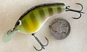 SHIMANO CRANKBAIT MAC BETH MB-57F FLAT BALSA FISHING LURE PERCH CIRCUT BILL - Picture 1 of 7