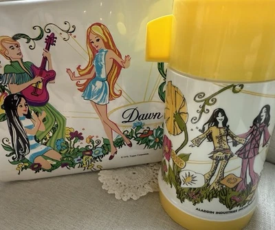 ¡Fiambrera de vinilo Dawn 1970 vintage!! Foto 1 de 4