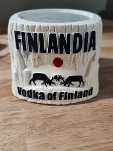 Pedestal expositor de botellas de vodka Finlandia - Imagen 1 de 7