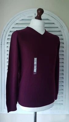 Marks & Spencer Autograph Men's Wine V-Neck 100% Cashmere Jumper (S) - Image 1 of 4