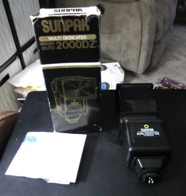 Sunpak Multi Dedicated Auto 2000DZ Thyristor/Flash 650-246 - Image 1 of 4