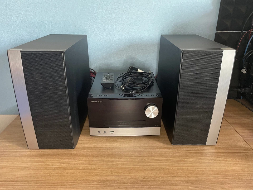 Pioneer x-pm32 Sistemi micro HI-FI, FM, Bluethoot, CD, Usb, Aux-in  OTTIMO STATO - Immagine 1 di 3