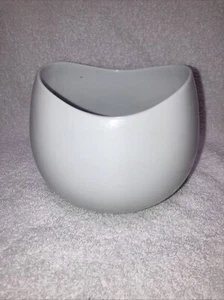 Rosenthal Continental China Patrón Ritmo Raymond Loewy Blanco Gravy Bowl - Imagen 1 de 4