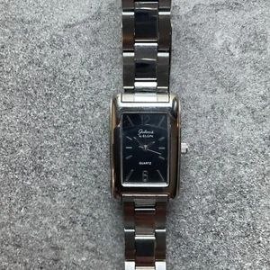 Elgin Damenuhr Tank Style 22 mm silberfarbenes Gehäuse mit schwarzem Zifferblatt Bin G - Bild 1 von 7