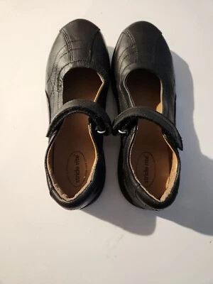 stride rite shoes Us.2.5 - Image 1 of 3