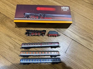 8885 Marklin z scale 4-6-2 DB Express Steam Locomotive w/3 Passenger cars - Picture 1 of 4