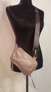 HAYTIJOE Gray Pebbled Leather Sling Pack Bag Black Strap Gold Hardware - Picture 1 of 13