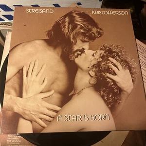 STREISAND, KRISTOFFERSON ~ A STAR IS BORN ~ ORIGINAL SOUNDTRACK ~ 1976 ~ LP - Picture 1 of 8