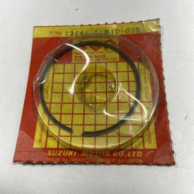 Anillo de pistón Suzuki .25 sobre > Parte # 12141-01B10-025 >>Nuevo RM125 1986-1991 Foto 1 de 3
