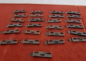 Hornby 0 Gauge Track Connecting Plates x 25 - Picture 1 of 3