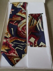 C I E Brand Neck Tie & Hankie Set Beautiful Print Pattern - Picture 1 of 3