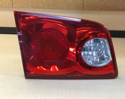 06-08 KIA MAGENTIS OPTIMA LUZ TRASERA IZQUIERDA LADO CONDUCTOR INTERIOR LUZ TRASERA OEM Foto 1 de 4