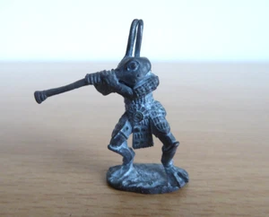 Citadel C32 Slann Brave Leader With Blowpipe Kremlo Scenario Metal Pre Slotta GW - Bild 1 von 4