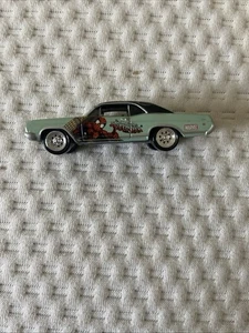 Johnny Lightning The Spiderman 1961 Pontiac Ventura 2004 Marvel - Picture 1 of 4