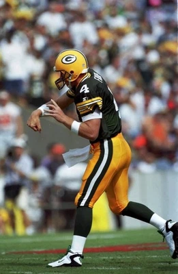 Brett Favre Original 35mm Negative Green Bay Packers VS Tampa Bay Buccaneers - Image 1 of 2