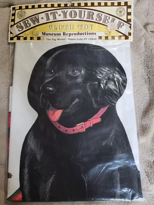 Vntg Sew It Yourself Large Black Lab Drafts Topper Panel NEW Red/Green Plaid - Image 1 of 4