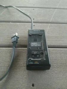 OEM Sony Handycam Camcorder Video Camera Battery Charger AC-V30 - Picture 1 of 1