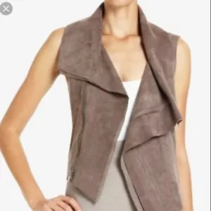 BCBG MAXAZRIA Light Brown/dusk Asymmetrical Faux Suede Vest Size M $248 - Picture 1 of 9