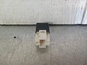 OEM Toyota 4Runner Pickup Lexus GS300 Fog Lamp Relay 90987-02010 - Picture 1 of 3
