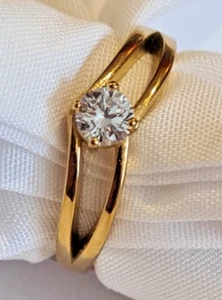 Edelstahl Ring mit Zirkonia Strass Stein Feminin und Elegant GR 17-21 - Bild 1 von 4