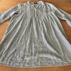 Tahari Tunic Dress Women L Gray Striped Pintuck Roll Tab Sleeve Linen Blend Midi - Picture 1 of 13