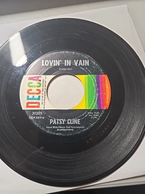 45 / Patsy Cline / 1961 / I Fall To Pieces / Lovin' In Vain - Image 1 of 4