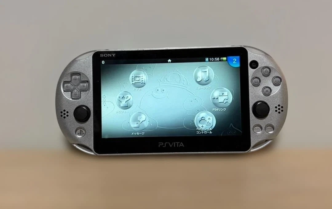Sony PlayStation Vita NTSC-J (Japan) Silver Video Game Consoles