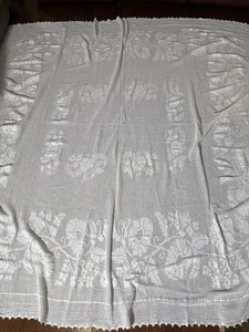 Handgefertigte Häkelspitze Tischdecke/Bettdecke Filet 80x82" Blumenmuster - Bild 1 von 4