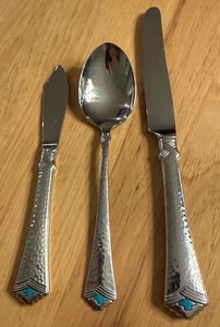 Oneida TESORO TÜRKIS Edelstahl gehämmert glänzend Silberbesteck Messer Löffel Butter - Bild 1 von 15