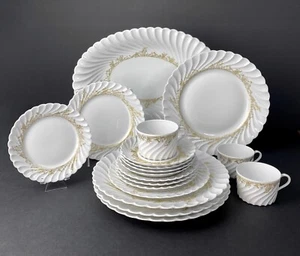 Haviland Limoges "Ladore" Dinnerware | Group of 18 - Picture 1 of 11