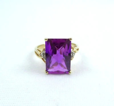 Antigo anel de ouro maciço 10K retangular 10mm x 14mm ametista tamanho 8,5 total 5,0 gramas - Imagem 1 de 4