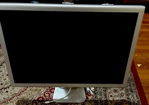 Apple Cinema M9178LL/A 23 inch Aluminum Display - Silver - Picture 1 of 1