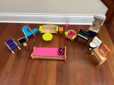 KidKraft Wooden Dollhouse Retro Furniture w/ Sounds Piano Kitchen Vanity Living - Image 1 of 4