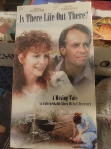 Is There Life Out There VHS 2005 Reba McEntire New Sealed - Picture 1 of 3