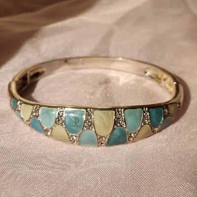 Avon Precioso Brazalete Pulsera con Piedras Color Verde Turquesa Estrás Foto 1 de 4