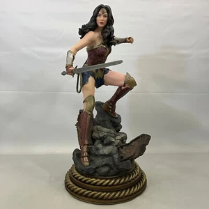 Wonder Woman 1:4 Scale Premium Format Figure Statue Sideshow Collectibles VGC - Picture 1 of 24
