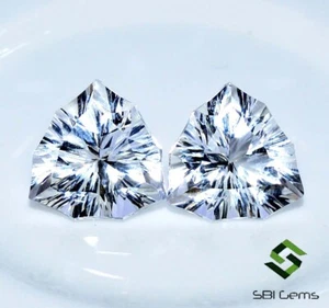 Coppia di pietre preziose sfuse 12x12 mm topazio bianco naturale taglio trilione 10,51 CTS - Foto 1 di 11