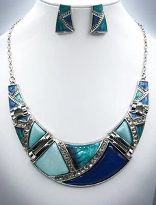 Silver Tone Collar Style Necklace & Earring Set with Enamel and Clear Crystals - Bild 1 von 3